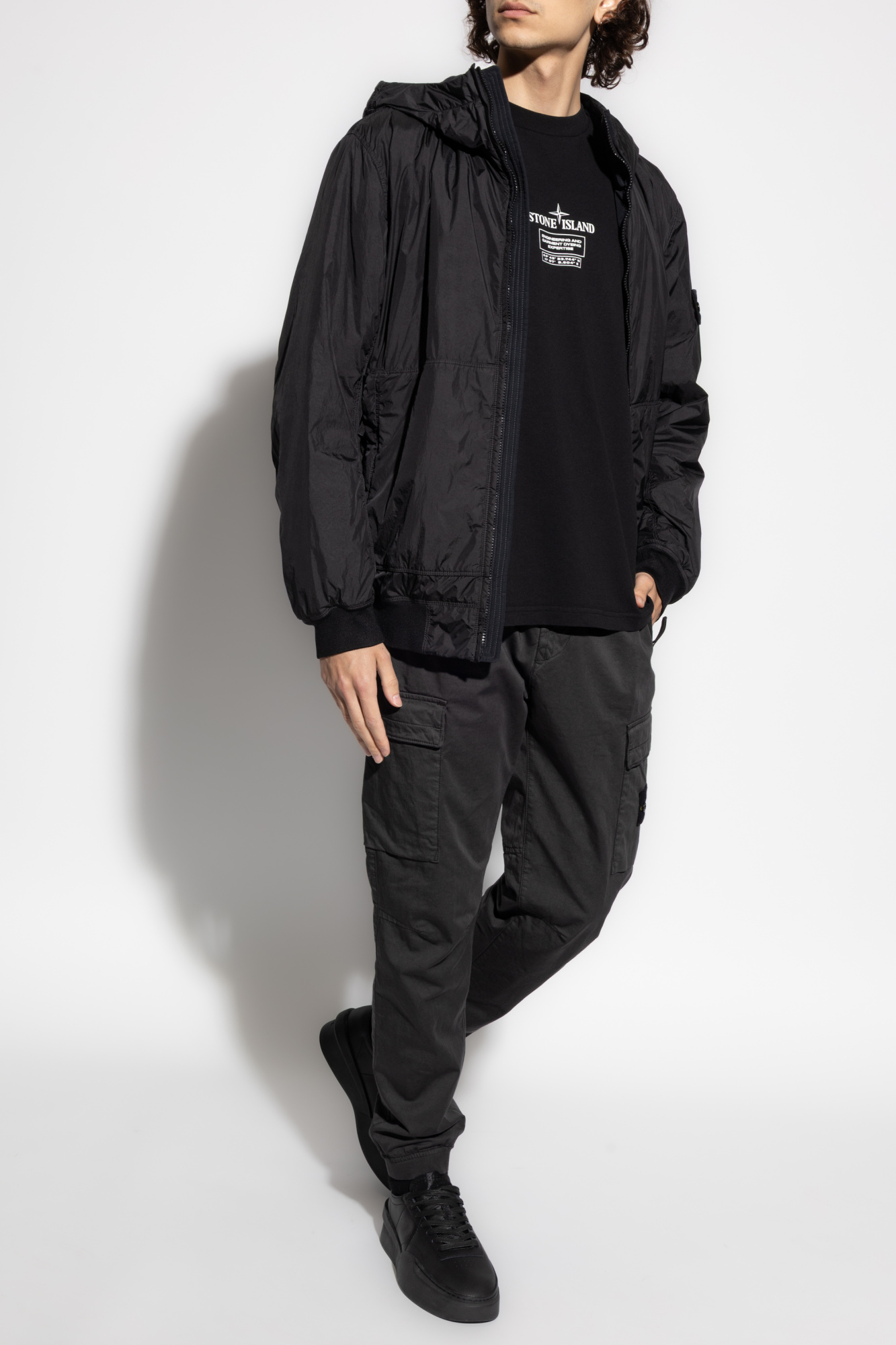 Czarny Kurtka z kapturem `Garment` Stone Island - Vitkac Polska